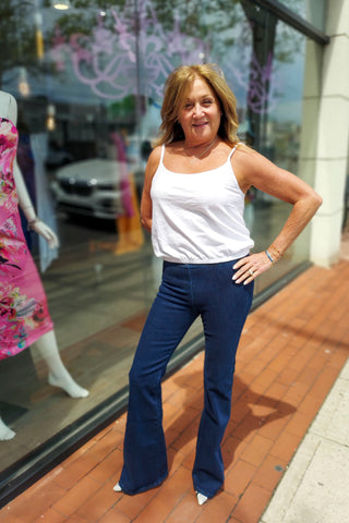 Frame Jetset Flare Jeans - Premium Jeans at Lonnys NY - Just $228! Shop Womens clothing now