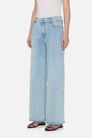 Frame Le Slim Palazzo Jeans - Premium clothing at Lonnys NY - Just $278! Shop Womens clothing now