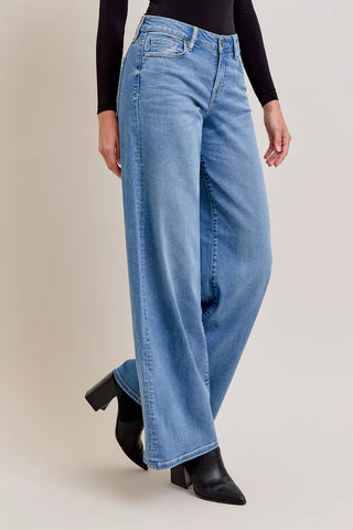 Hidden Nori Jeans - Premium clothing at Lonnys NY - Just $91! Shop Womens clothing now