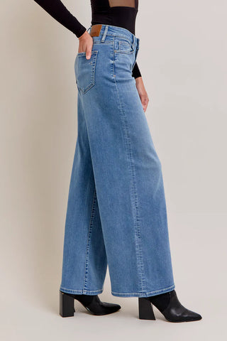Hidden Nori Jeans - Premium clothing at Lonnys NY - Just $91! Shop Womens clothing now