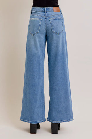 Hidden Nori Jeans - Premium clothing at Lonnys NY - Just $91! Shop Womens clothing now