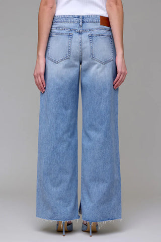 Hidden Nori Mid Rise Jeans - Premium clothing at Lonnys NY - Just $94! Shop Womens clothing now