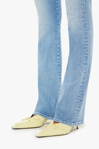 Mother Outsider Sneak Jeans - Premium clothing at Lonnys NY - Just $248! Shop Womens clothing now