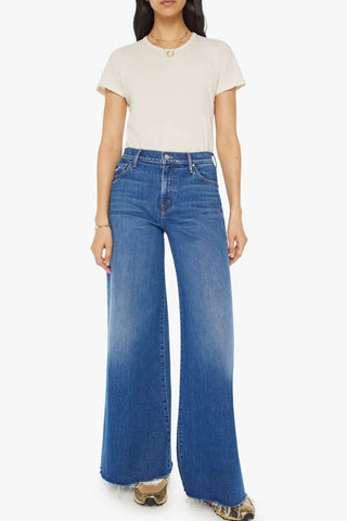 Mother Swisher Sneak Fray Jeans - Premium clothing at Lonnys NY - Just $268! Shop Womens clothing now