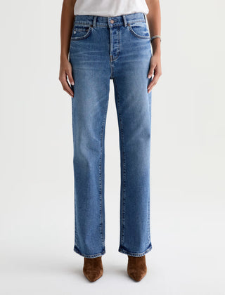 AG Billie Relaxed Low Slung Straight Leg Jeans