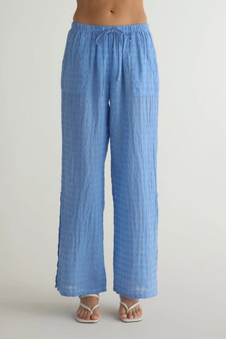 Bella Dahl Side Slit Pants - Premium clothing at Lonnys NY - Just $158! Shop Womens clothing now 