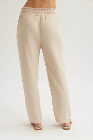 Bella Dahl Smocked Waist Pants - Premium clothing at Lonnys NY - Just $150! Shop Womens clothing now 