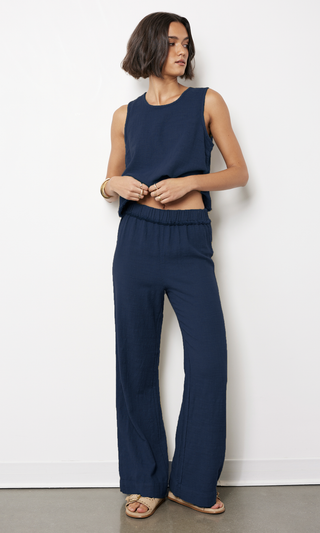 Raw Edge Detail Pants