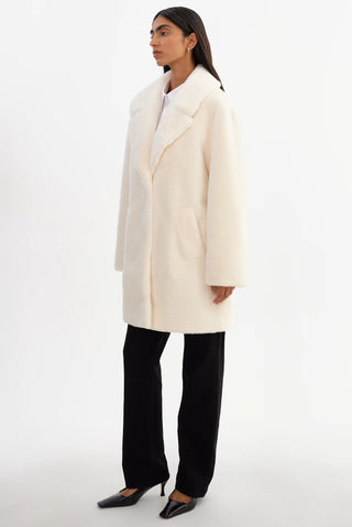 LAMARQUE Linnea Faux Fur Coat