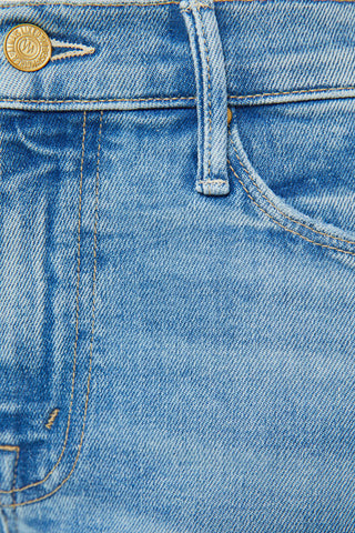 Mother Weekender Fray Jeans in Glow Up