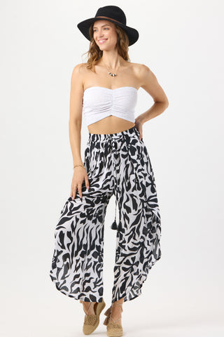 Tiare Hawaii Shoreline Pants - Premium clothing at Lonnys NY - Just $110! Shop Womens clothing now 
